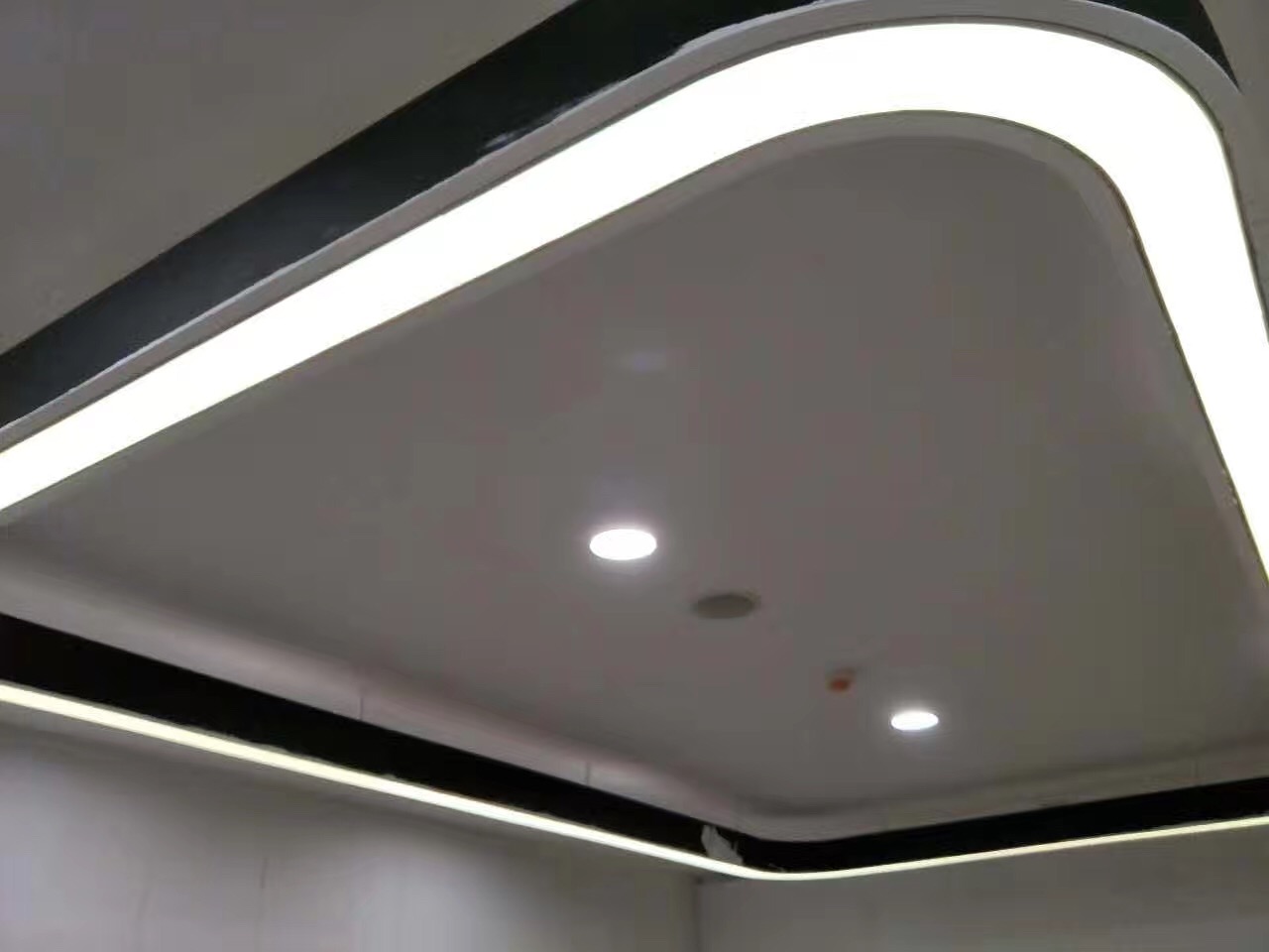 Translucent Shape Image